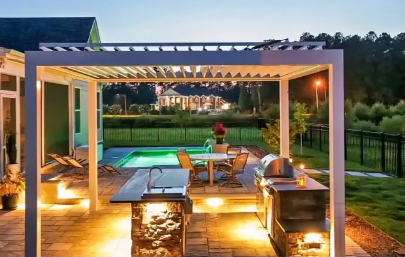 Glass-enclosed patio shade project in Centerville, Utah
